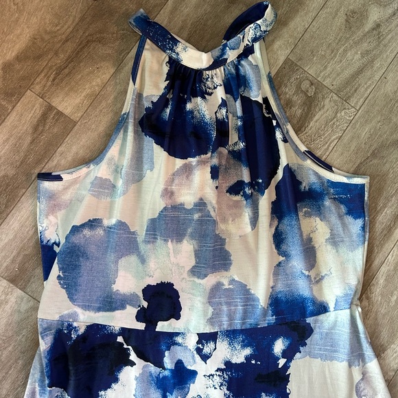 New Floral Summer, Floor length Halter Dress, Size XL - Picture 3 of 6